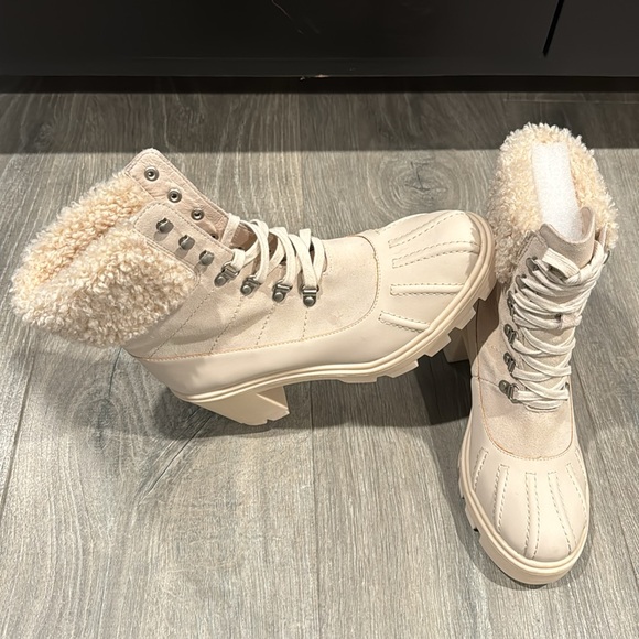 Splendid Mikatla Boots - Picture 4 of 6